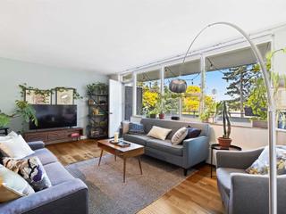 209 - 20 Forest Manor Rd