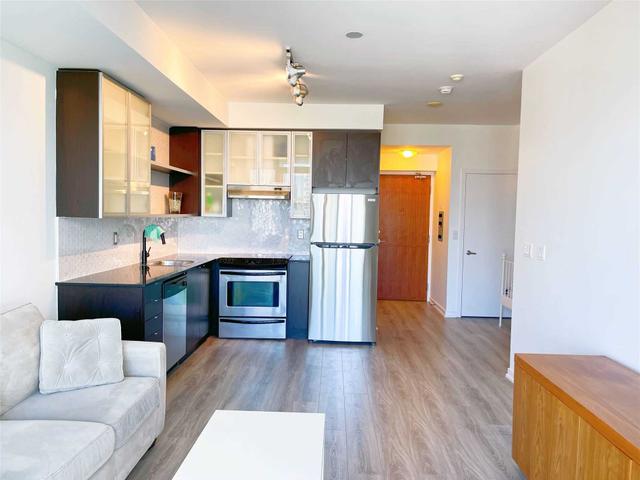 1105 - 33 Lombard St