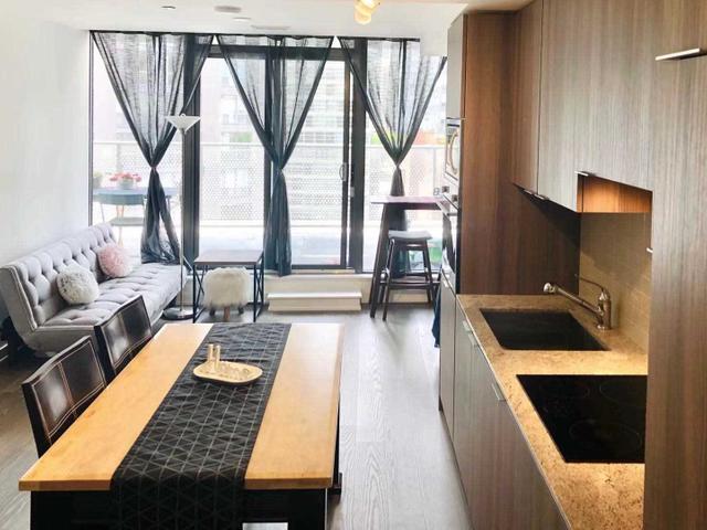 612 - 11 Wellesley St W