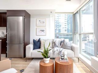 703 - 375 King St W