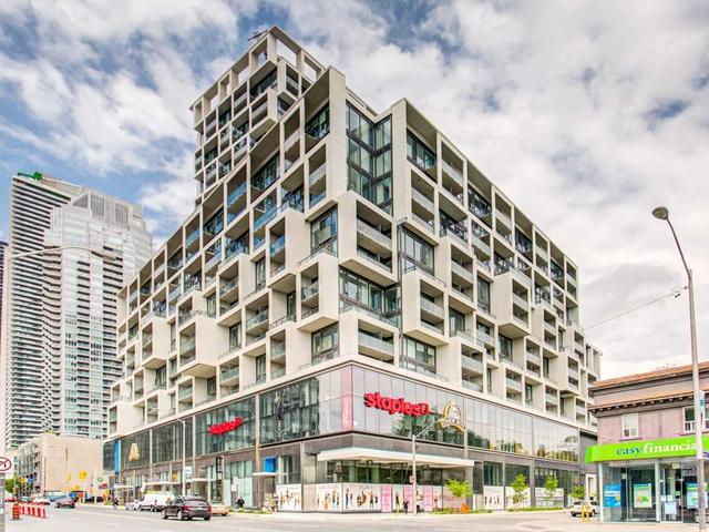 1726 - 8 Hillsdale Ave E