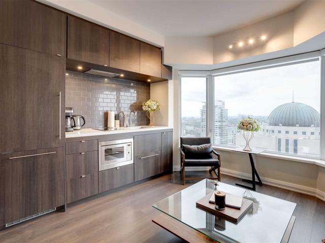 3116 - 155 Yorkville Ave