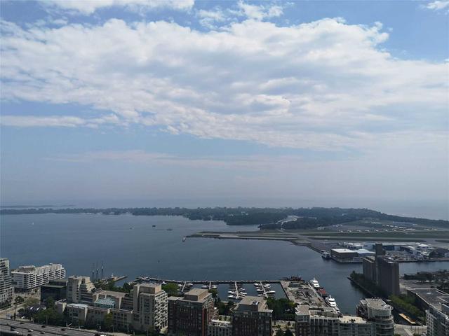 PH08 - 21 Iceboat Terr