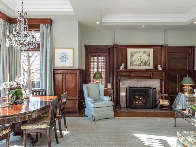4 - 40 Maple Ave