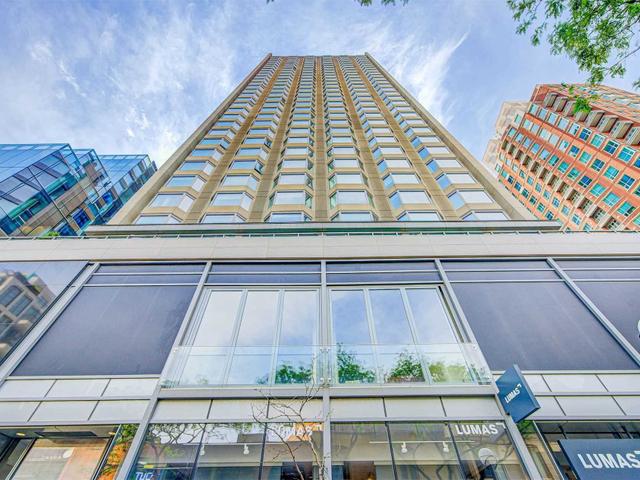 2517 - 155 Yorkville Ave