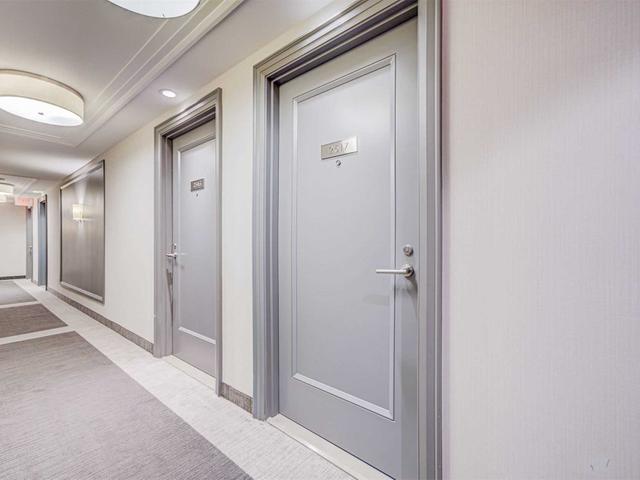 2517 - 155 Yorkville Ave