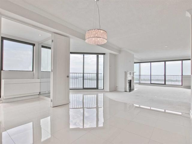 3401 - 33 Harbour Sq