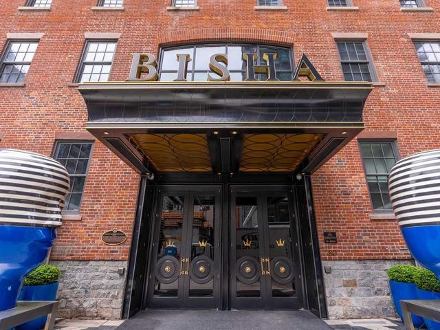 PH5 - 88 Blue Jays Way