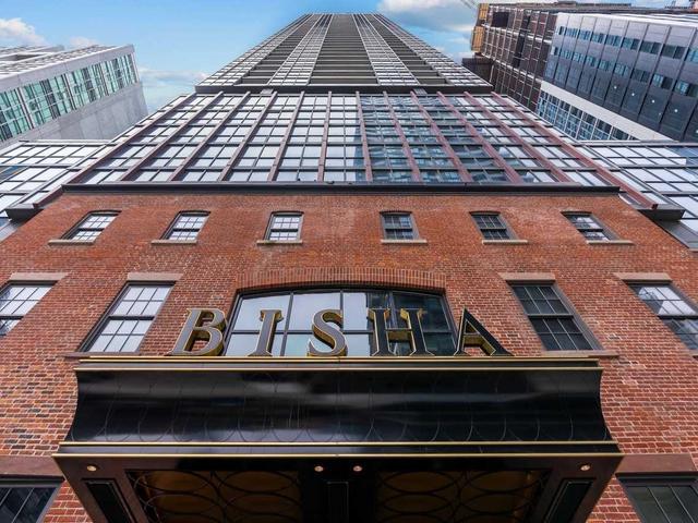 PH5 - 88 Blue Jays Way