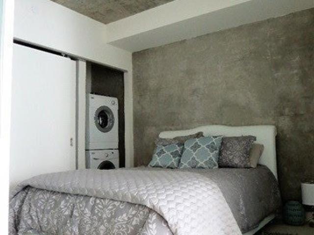 1212 - 111 Bathurst St