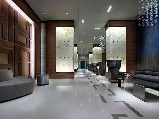 2712 - 300 Front St W