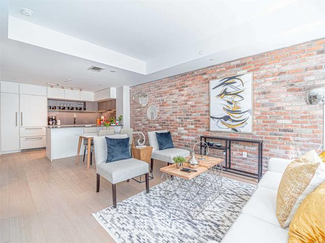 TH102 - 138 St Helens Ave