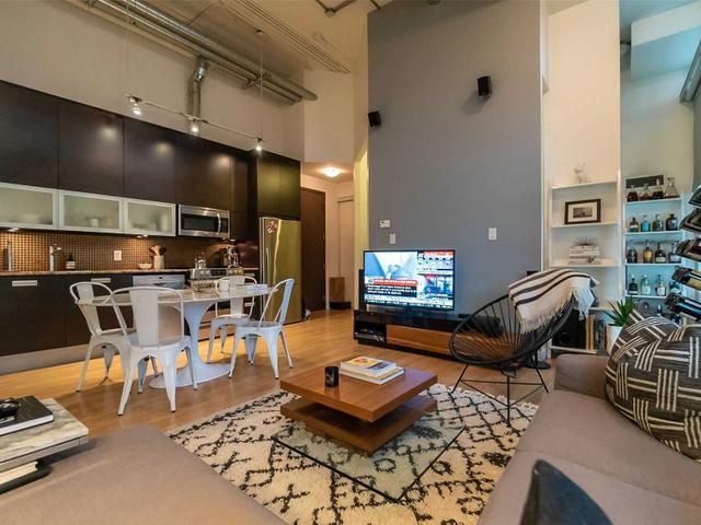 130 - 380 Macpherson Ave