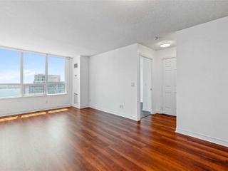 3510 - 19 Grand Trunk Cres