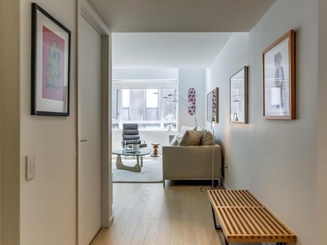 302 - 80 Cumberland St