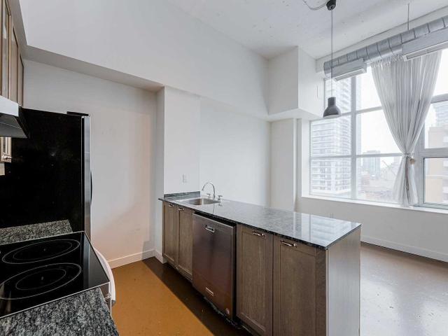 751 - 155 Dalhousie  St