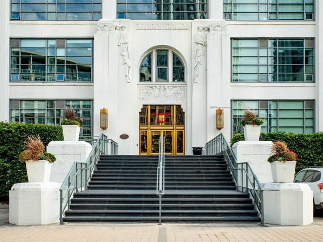 315 - 637 Lake Shore Blvd W