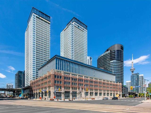 2115 - 17 Bathurst St