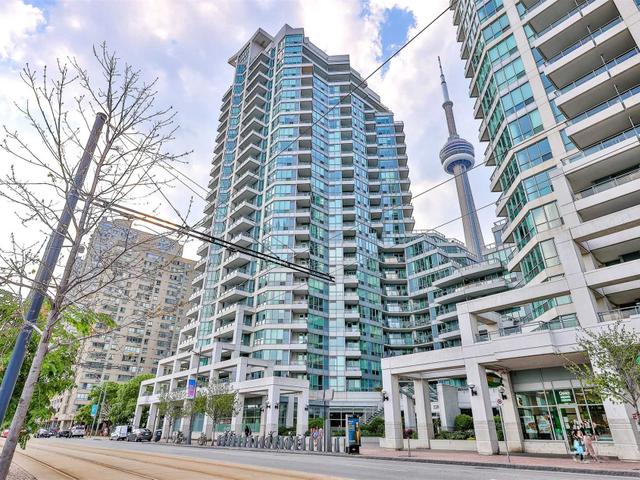 #722 - 230 Queens Quay W