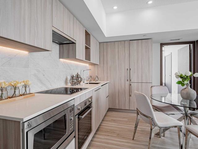 3810 - 17 Bathurst St