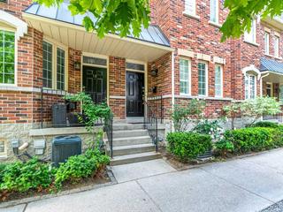 17 Earl St
