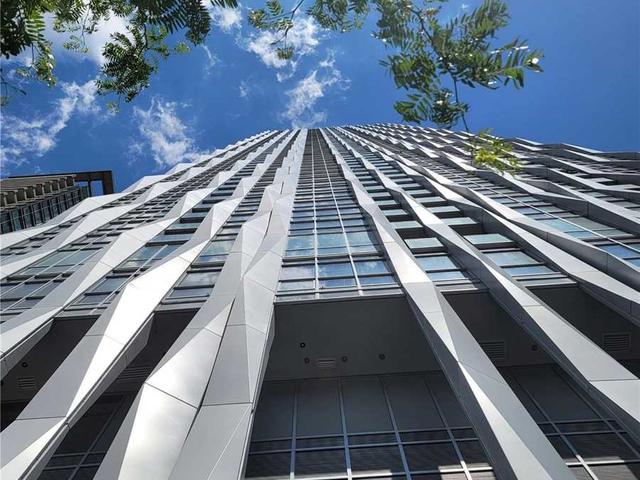 5103 - 1 Yorkville Ave