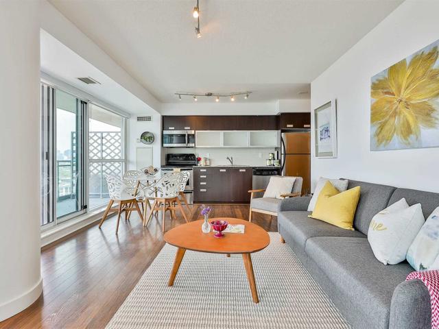 1404 - 80 Western Battery Rd