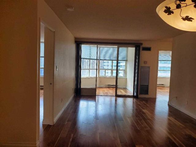 2101 - 30 Greenfield Ave