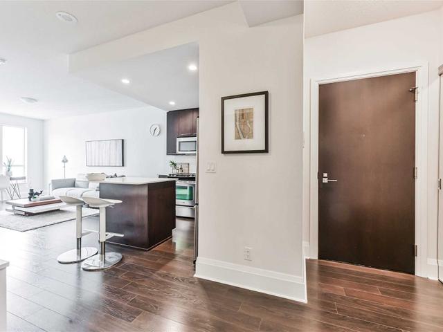 1305 - 100 Harrison Garden Blvd