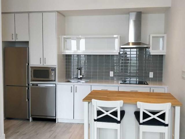 1401 - 75 The Donway W St