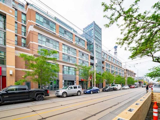 302 - 1171 Queen St W