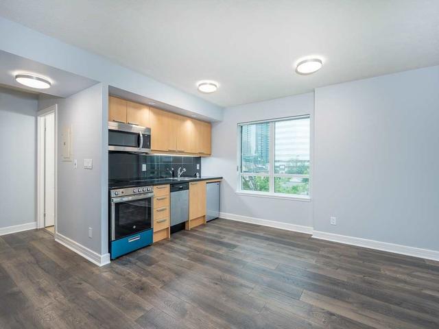 309 - 19 Avondale Ave