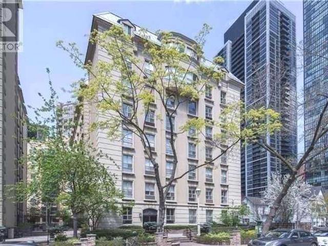 606 - 88 Charles St E