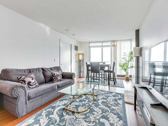 1408 - 208 Queens Quay W