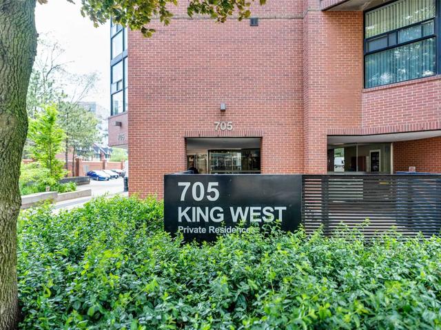 201 - 705 King St W