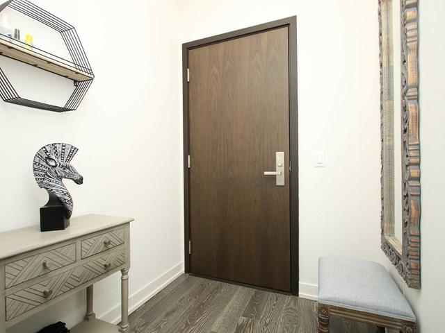 2209 - 1 Yorkville Ave