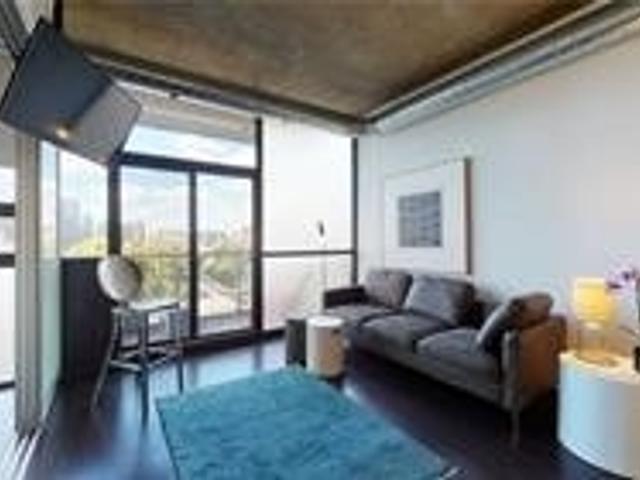 701 - 60 Bathurst St