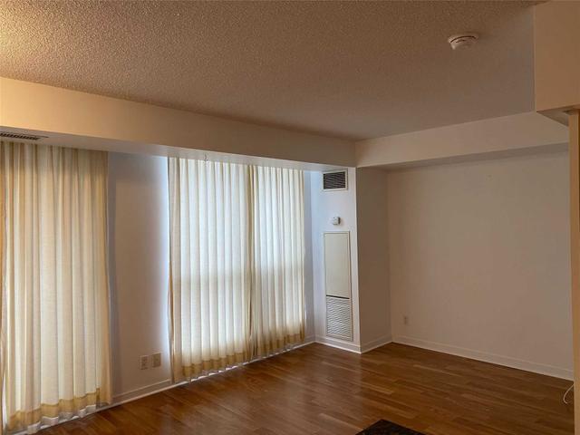 505 - 76 Shuter St E