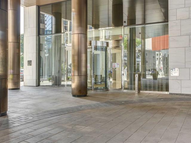 1101 - 88 Davenport Rd