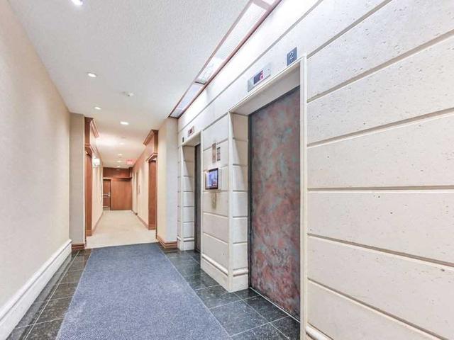 1515 - 23 Lorraine Dr