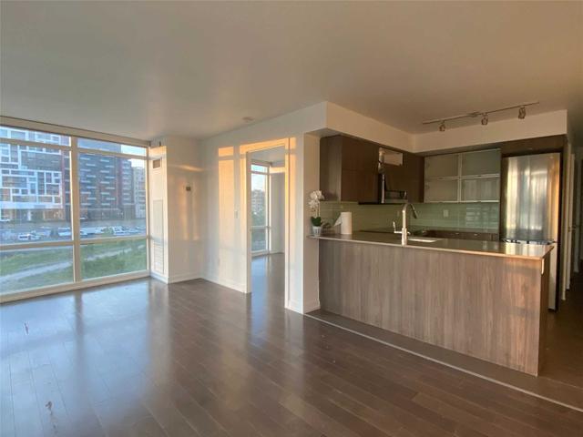 202 - 170 Fort York Blvd