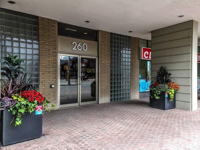 606 - 260 Queens Quay W