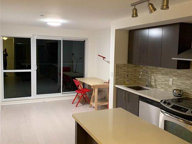 416 - 58 Orchard View Blvd