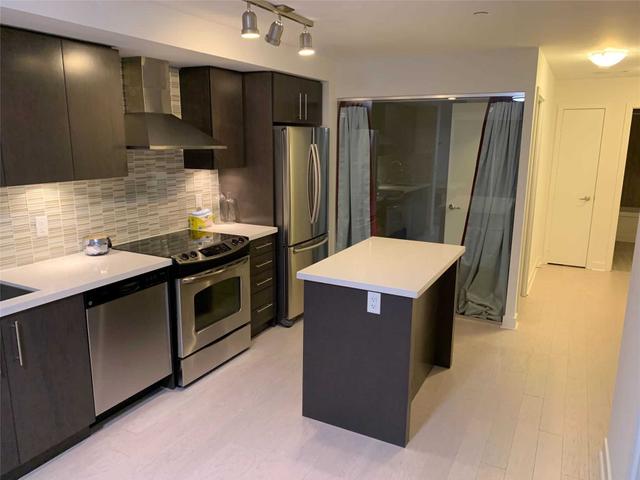 416 - 58 Orchard View Blvd