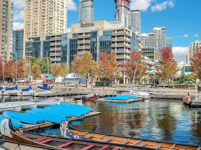 203 - 251 Queens Quay W