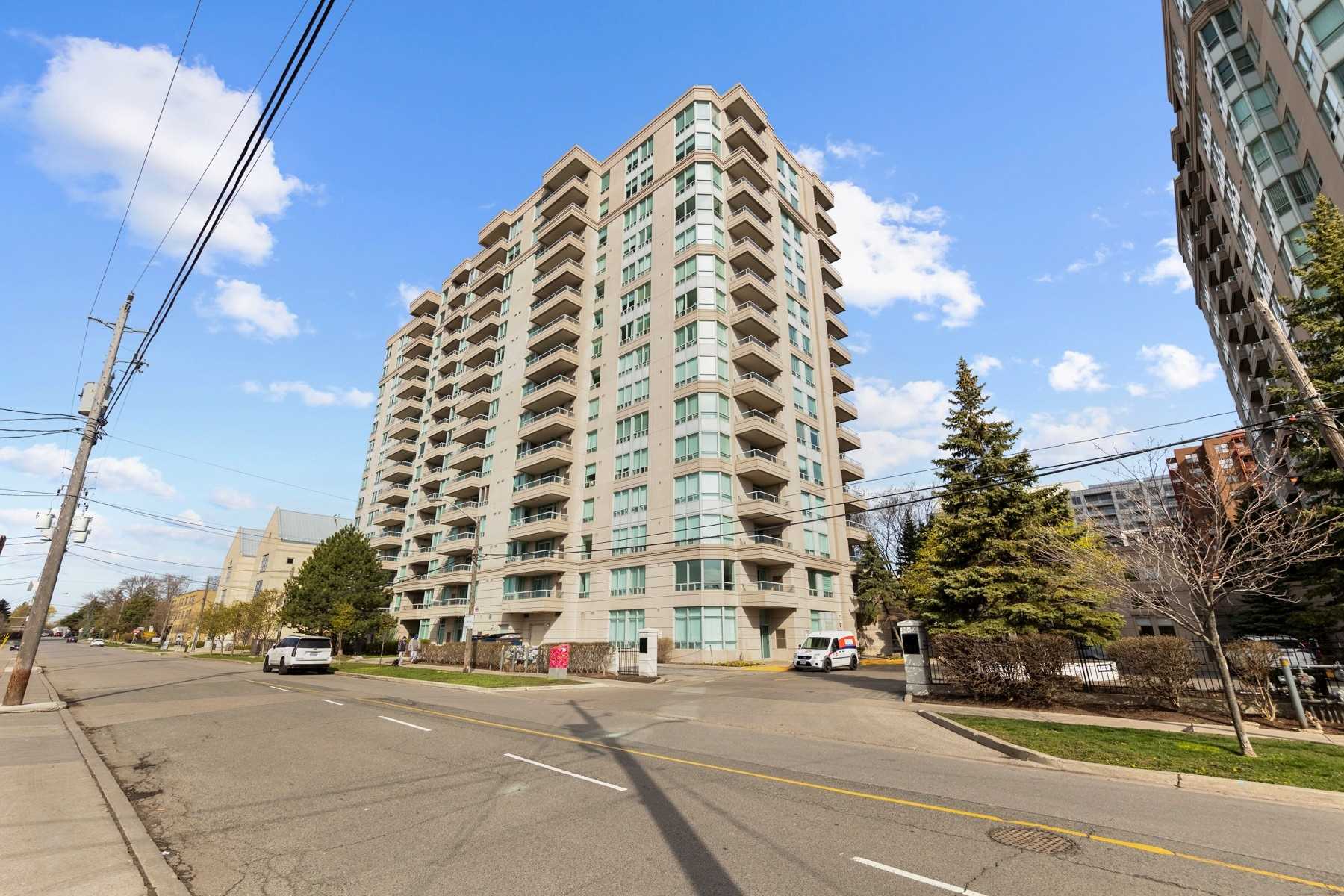 605 8 Covington Rd, North York Sold, C5272584 Condos.ca
