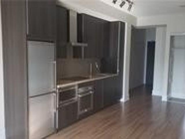 1801 - 300 Front St W