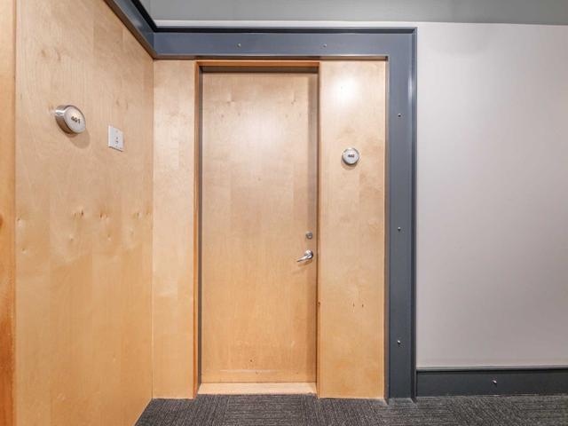 402 - 135 Dalhousie St