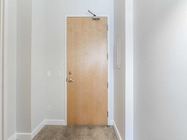 402 - 135 Dalhousie St