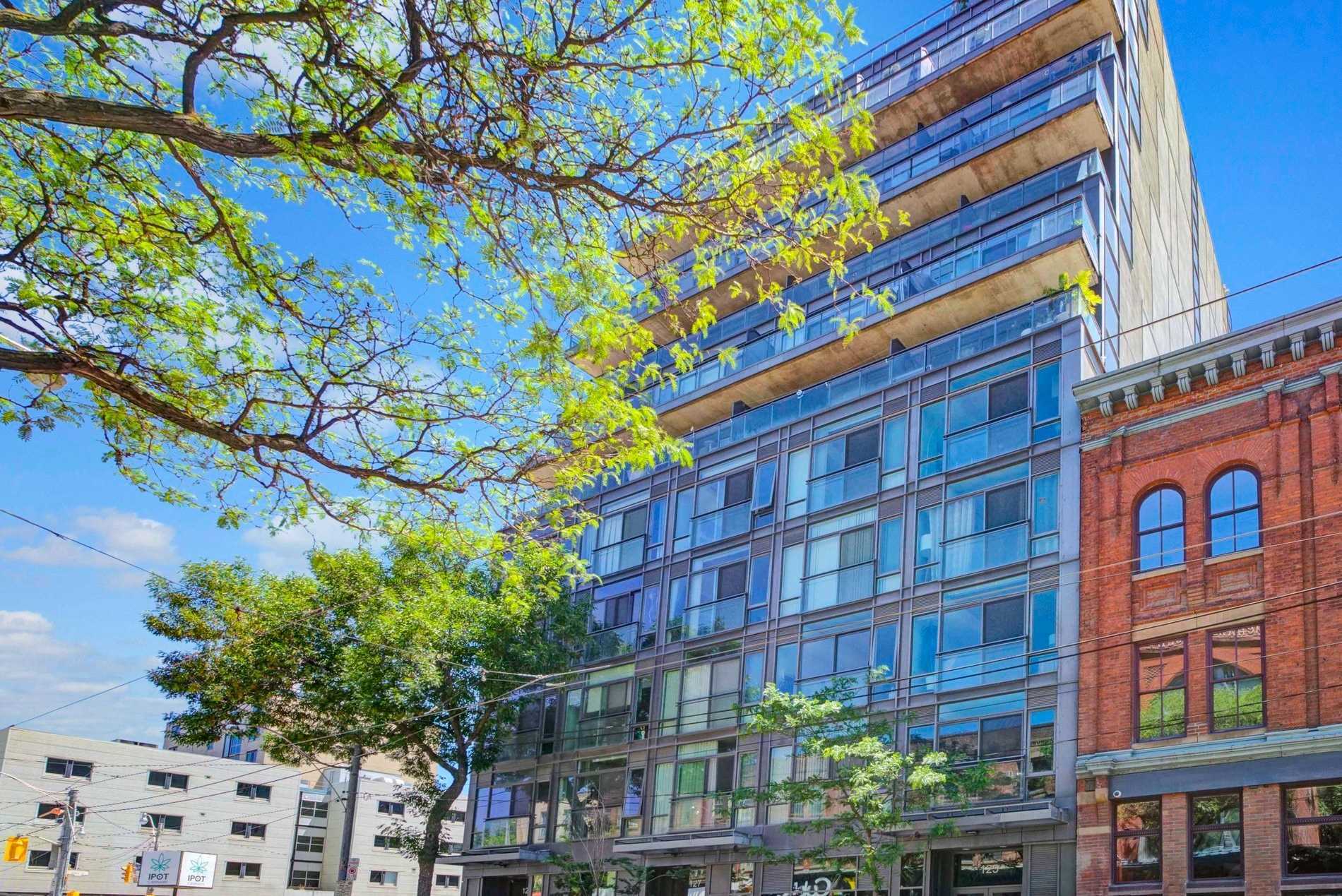 TH2 127 Queen St E, Toronto Terminated, C5276781 Condos.ca